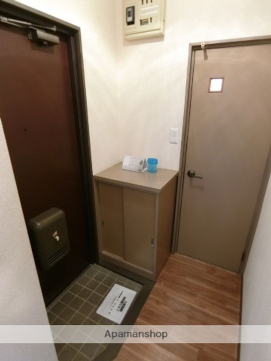 アビタシオンカラマズーツー志むらの玄関