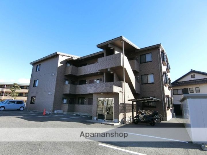 レアールマンションラピスの外観
