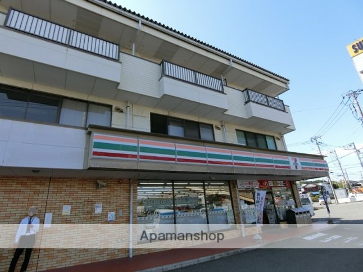 レアールマンションラピスの周辺