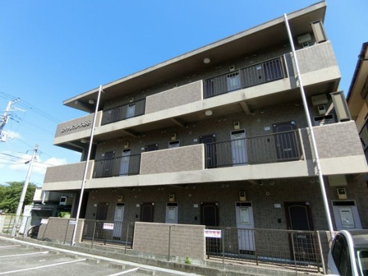 ロイヤルプレイス88の外観