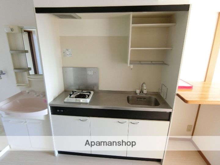 ロイヤルヒルズ大棚のキッチン