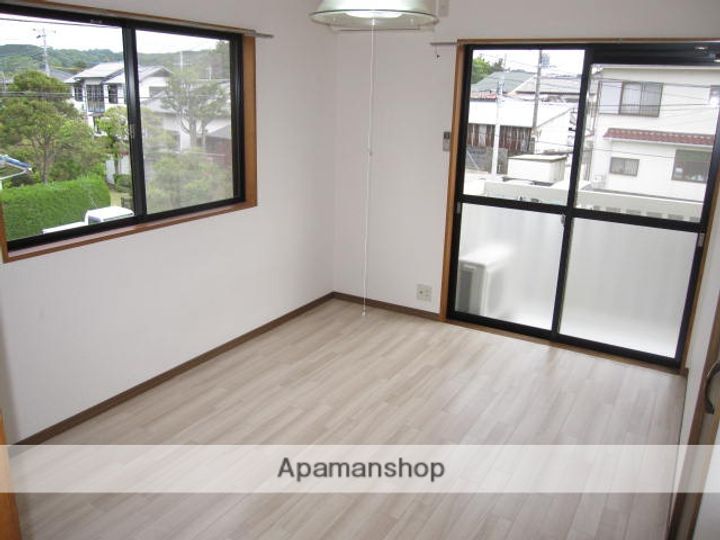 コーポ山本の居間