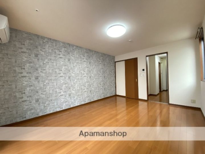 エンジェルのその他画像