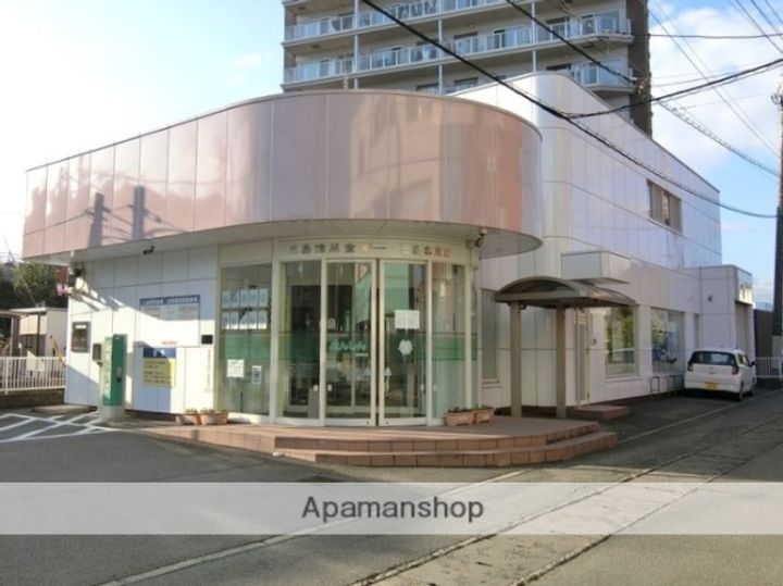 コーポラスムロフシの周辺