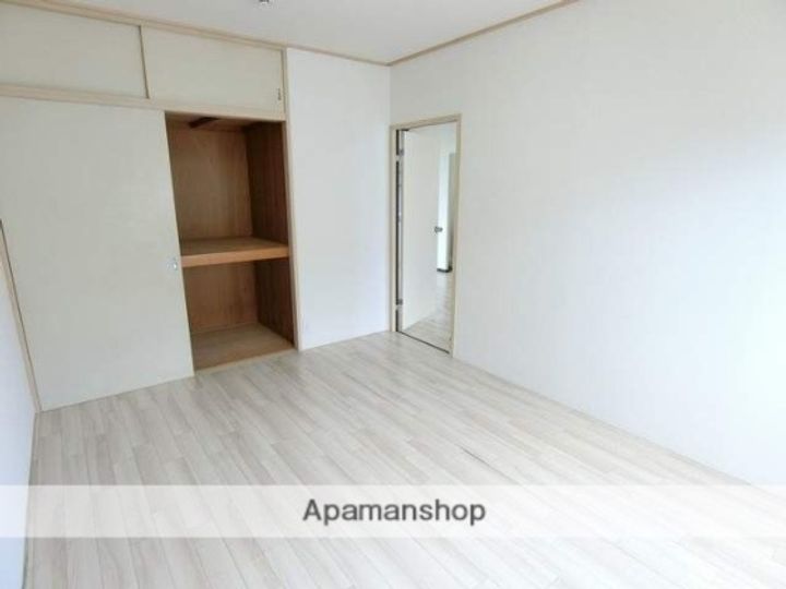 ルミネサカキのその他画像