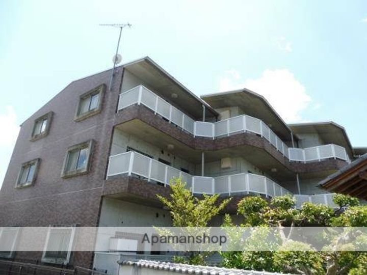 ルーエ21の外観