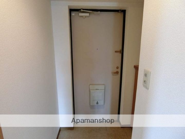 グラン・クリュ壱番館の玄関