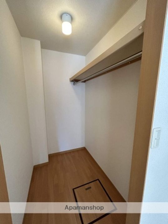 マンゼルモニーレのその他画像