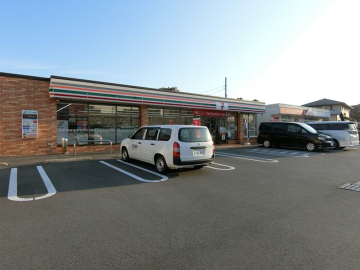 グレース徳倉105の周辺