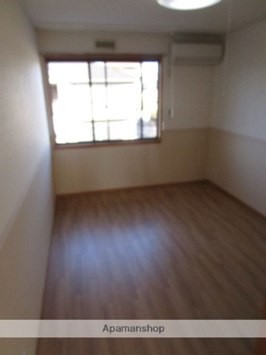 静岡県沼津市西添町の賃貸アパートの内装