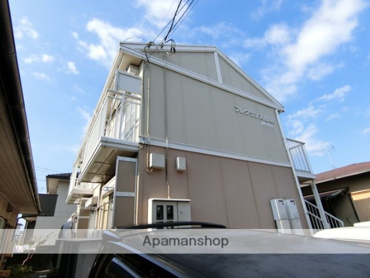 フレグランス山田の外観