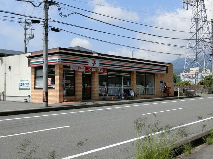 カーサソレイユの周辺