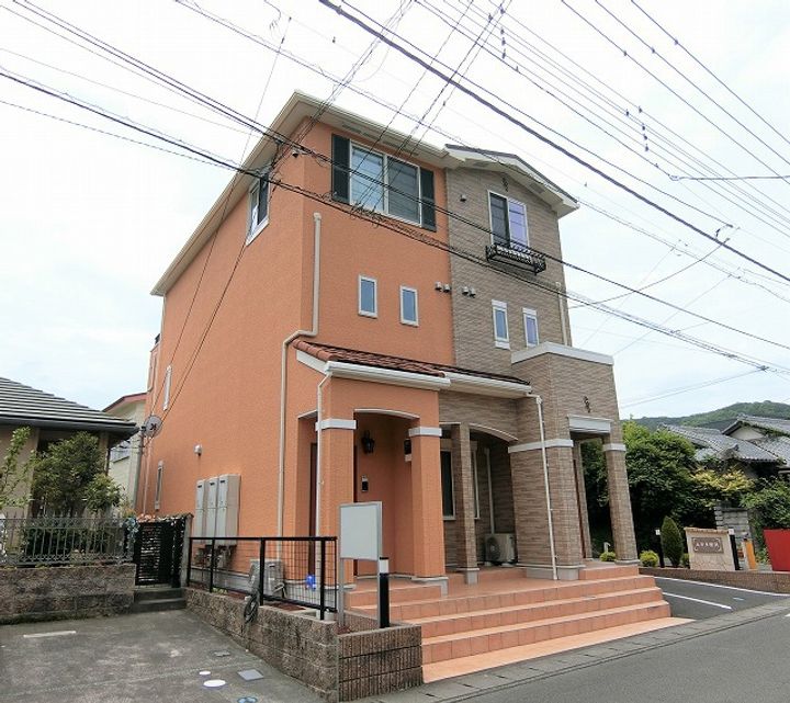 ステラ皆沢の外観