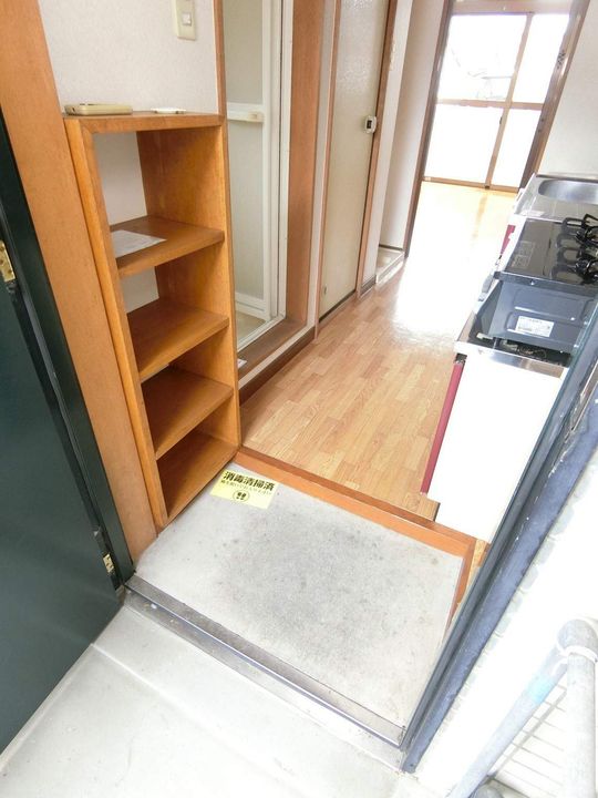 グレースK203の玄関