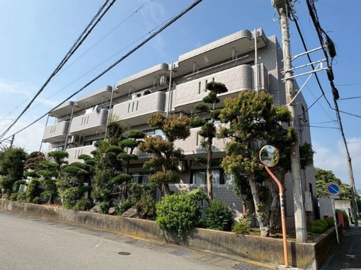 バードバレーEASTの外観