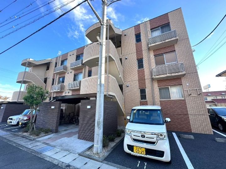 ルミナスコートの外観