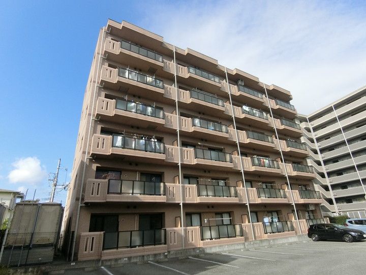 ガーデンヒルズ アザレアの外観