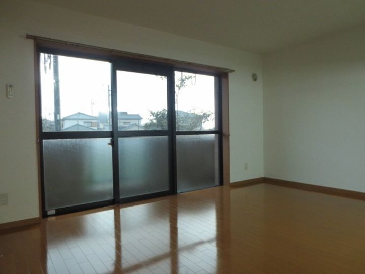 フレシール桜堤の居間