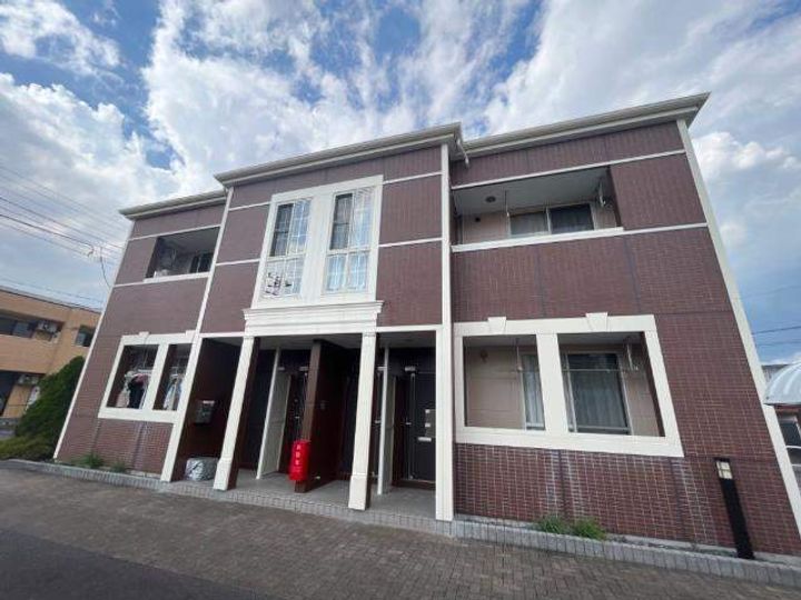 ルミナスハイツ市川Ⅱの外観