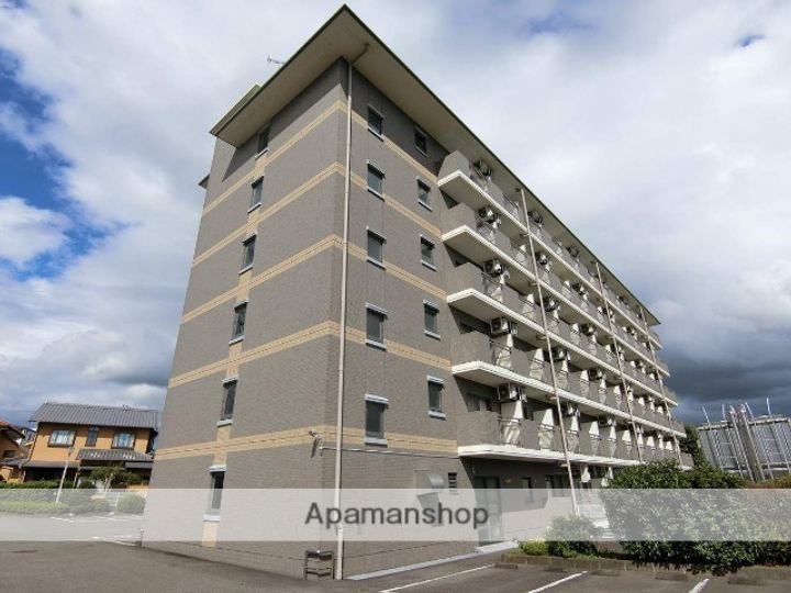 フレッサ裾野の外観