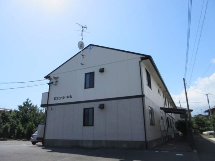 セジュール中丸の外観