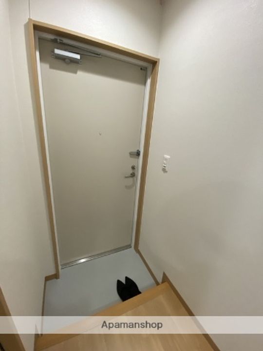 静岡県沼津市大手町2丁目の賃貸マンションの玄関
