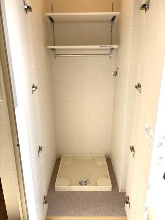 テェーニメント・ブイピー200の内装