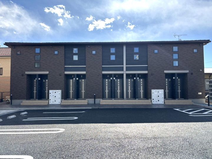 テェーニメント・ブイピー200の外観