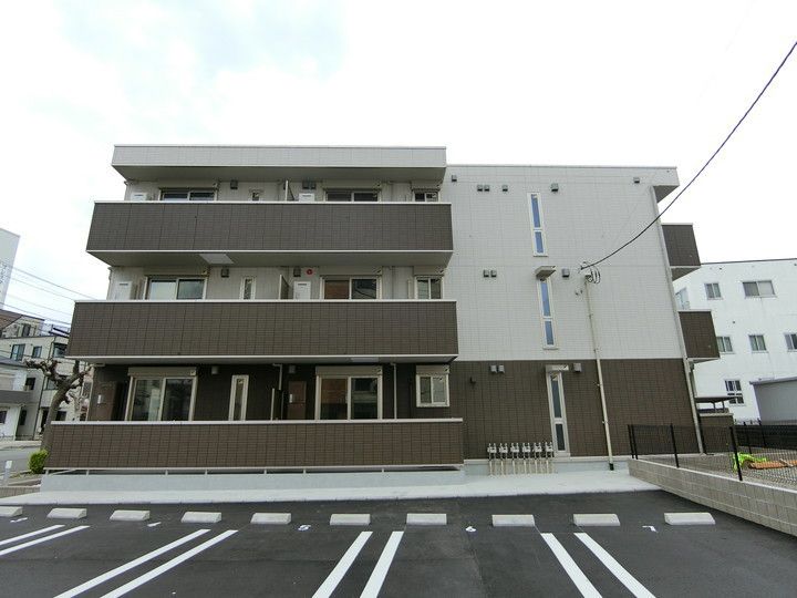 サンイーストの外観