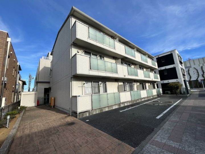 アミティエ(ヨネヤマチョウ)の外観