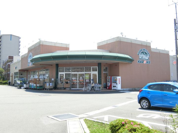 メゾン・ココ岩波の周辺