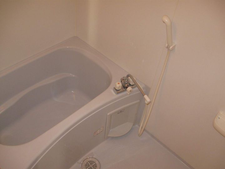 アンジェⅢ202の風呂