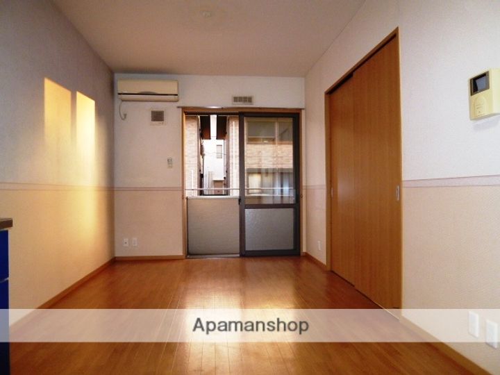 静岡県沼津市西添町の賃貸アパートの内装