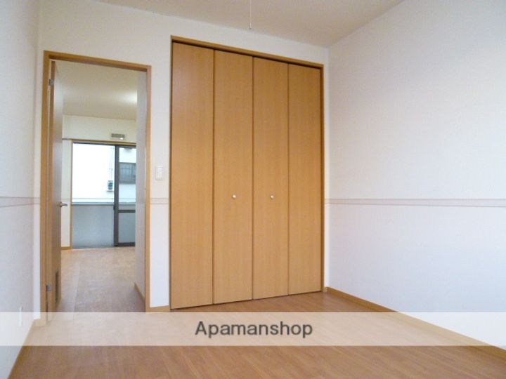 静岡県沼津市西添町の賃貸アパートの内装