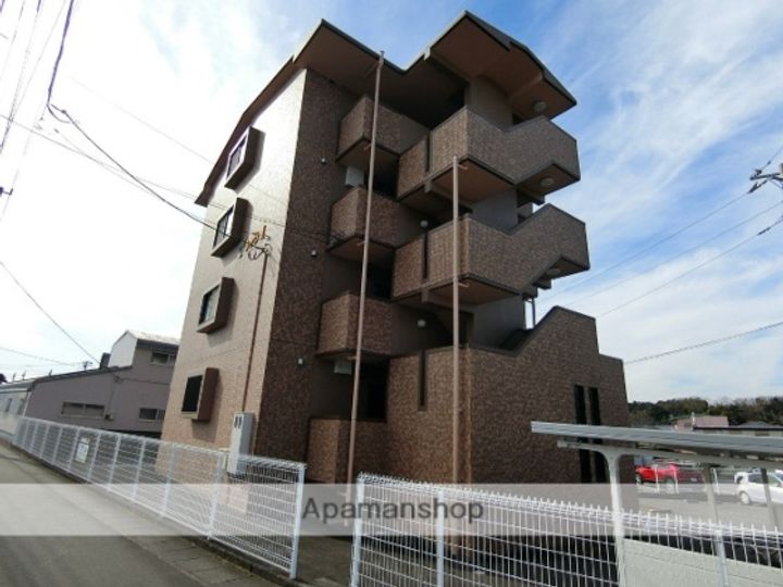 シャラ・Ⅱの外観