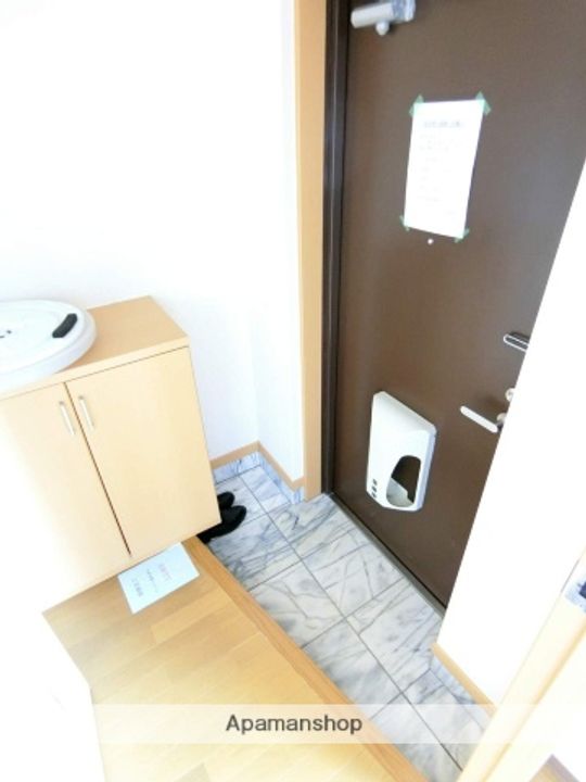 悠ハウジングオオツカの玄関