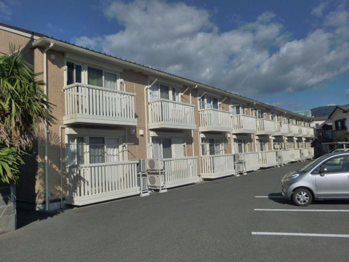 セジュール森乃腰103の外観