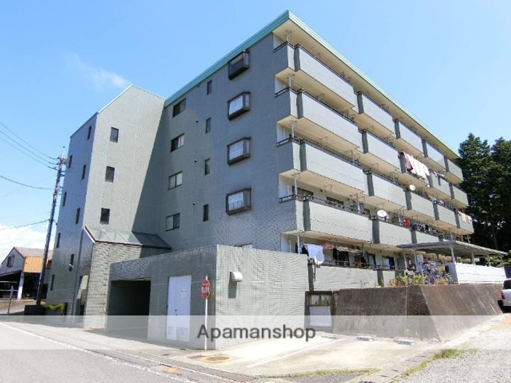 コーポラス新橋の外観