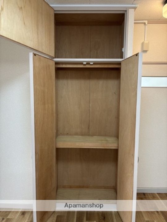 メゾン東富士の内装