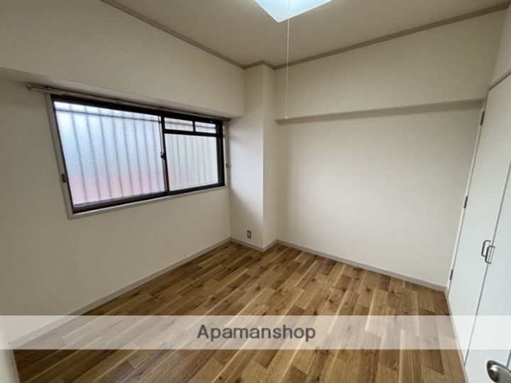 メゾン東富士の内装