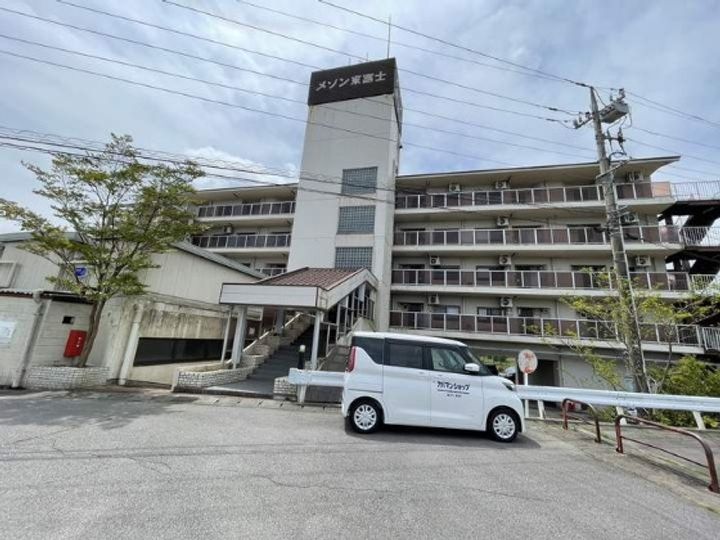 メゾン東富士の外観