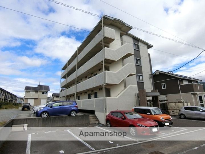 プレミアム大坂の外観