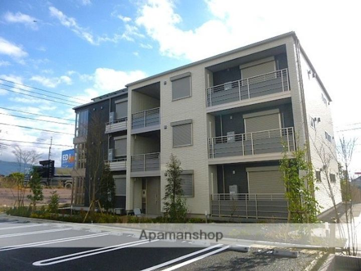 メゾンドアンビシアの外観