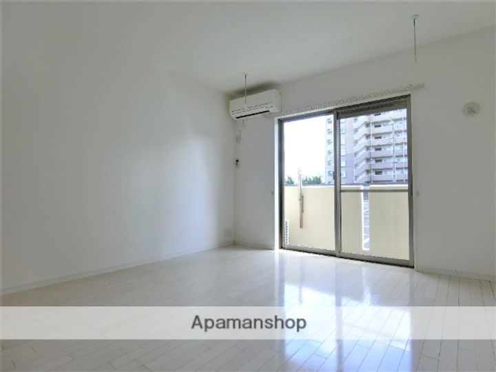 ブリーズ御殿場Ⅱの居間