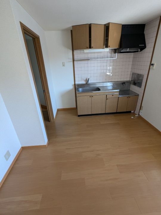 クレストールスズキBの内装