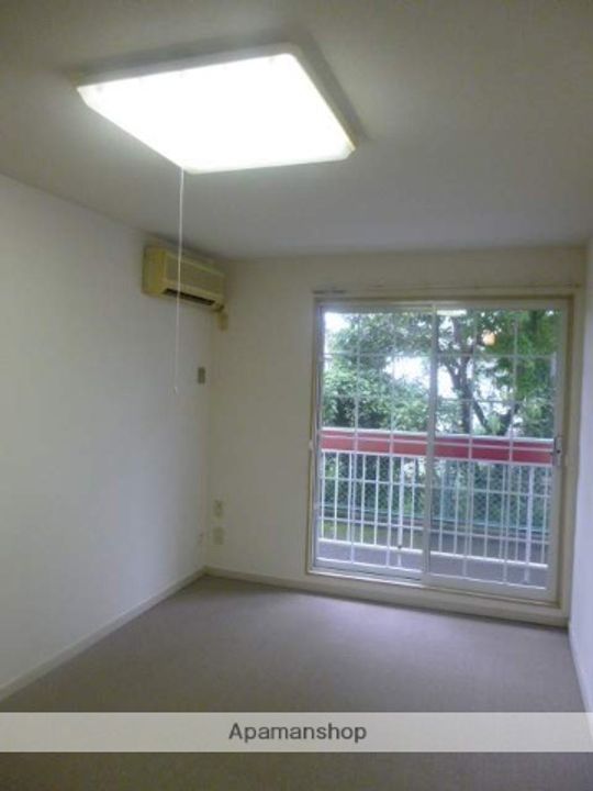 御殿場壱番館・弐番館の居間