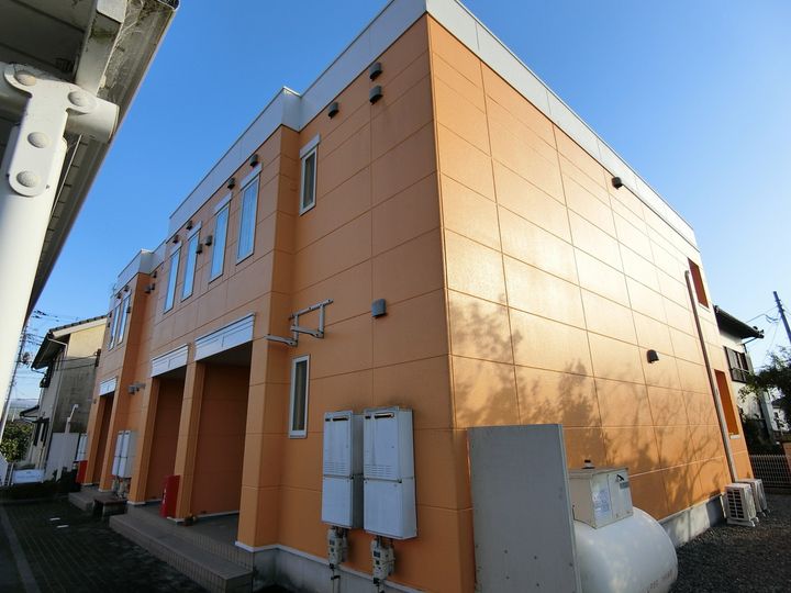 ラヴィアンローズSの外観