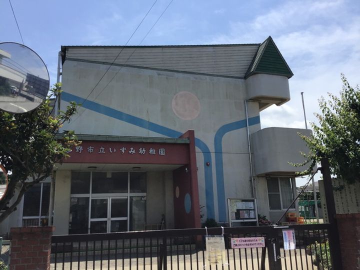 ラヴィアンローズSの周辺