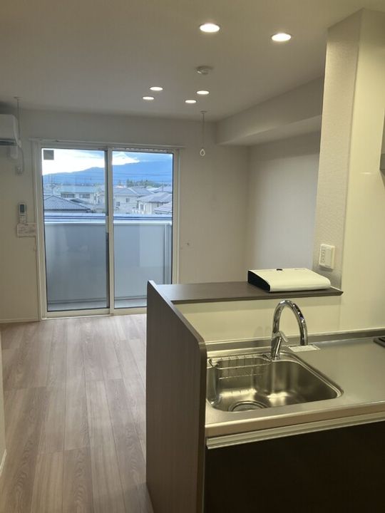 トリシア K・Jの内装