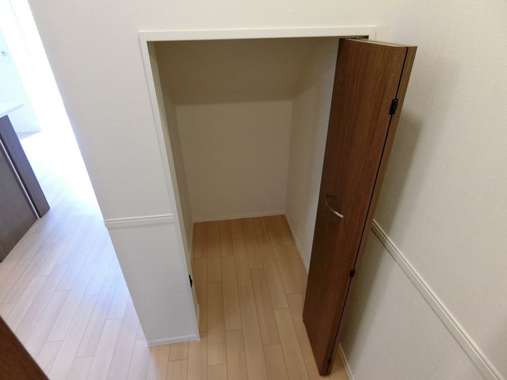 メゾン・ココ岩波の内装